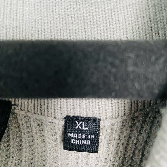 Devotion by Cyrus Mock Neck Sweater Gray XL - Picture 4 of 8
